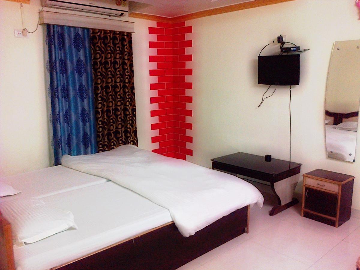 Hotel Mega Palace Patna  Exterior photo